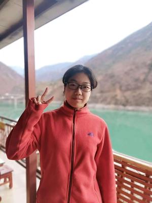 杨舒婷
