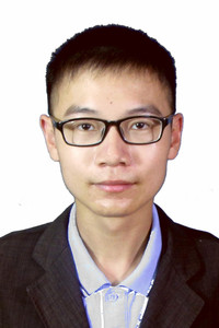 潘炜