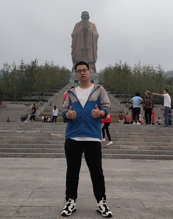 张世亮.jpg